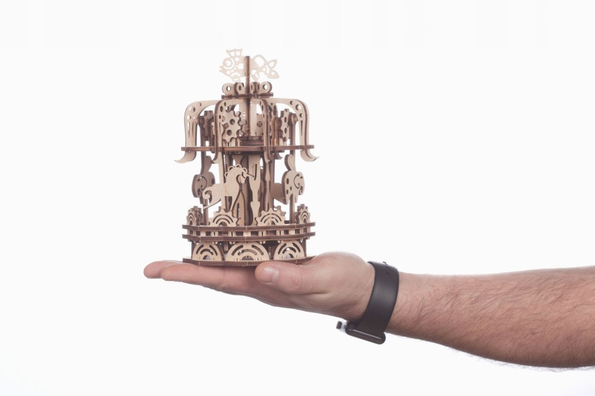 Mała Karuzela - mechaniczne, drewniane puzzle 3D